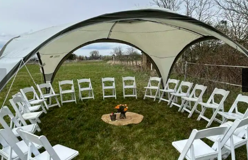 Stuhlkreis in der Natur